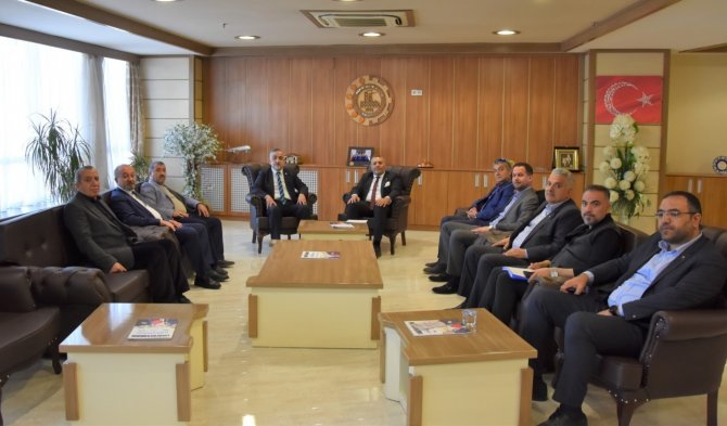 Başkan Sadıkoğlu: “Üyelerimizi Merkeze Koyarak Odamızı Büyütme Gayretindeyiz”