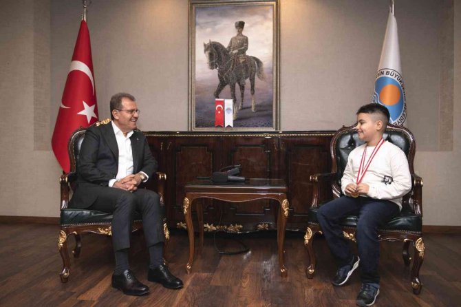 Matematikte Dünya Birincisi Erken, Başkan Seçer İle Buluştu