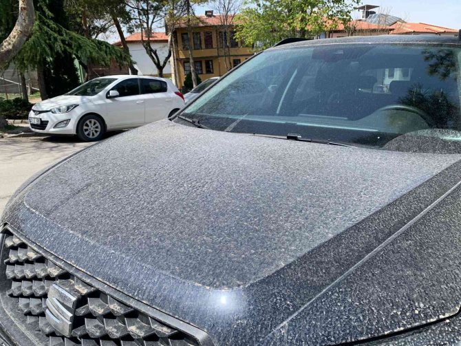 Oto Yıkamacılarda ‘Toz Taşınımı’ Mesaisi