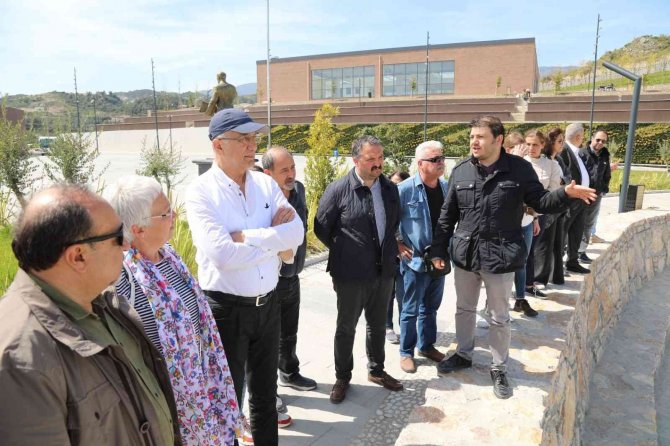 Mezitli Belediyesi Ekibi, Expo’21hatay’ Fuarını Gezdi