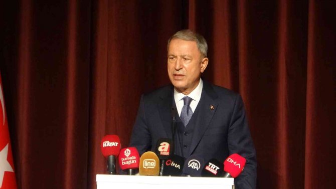 Milli Savunma Bakanı Hulusi Akar: "Terör, Türk Silahlı Kuvvetlerinin İlk Gündem Maddesidir"