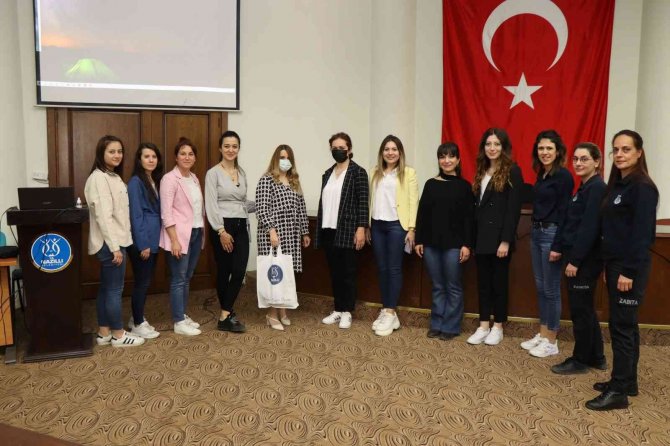 Nazilli Belediyesi Personellerine Kadın Sağlığı Eğitimi Verildi