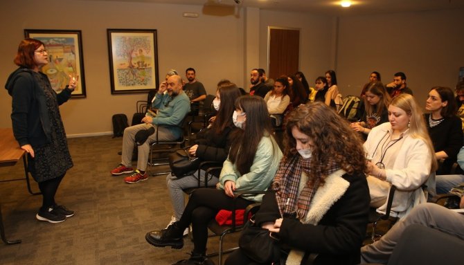 Nilüfer’de Tiyatro Dersleri Başladı