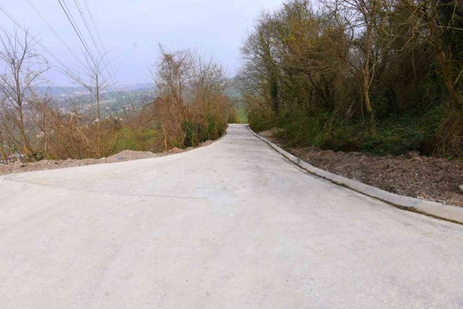 Altınordu’da 29 Mahalle Beton Yol Konforu İle Buluşturuldu