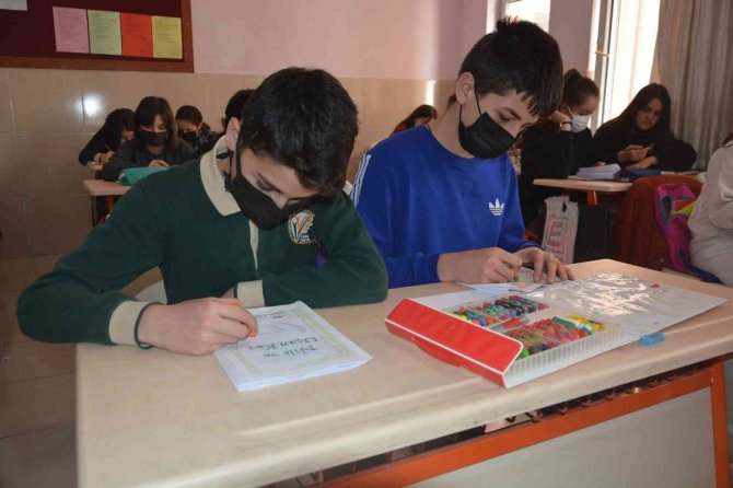 Öğrencilerden Tarihi Dokunuş