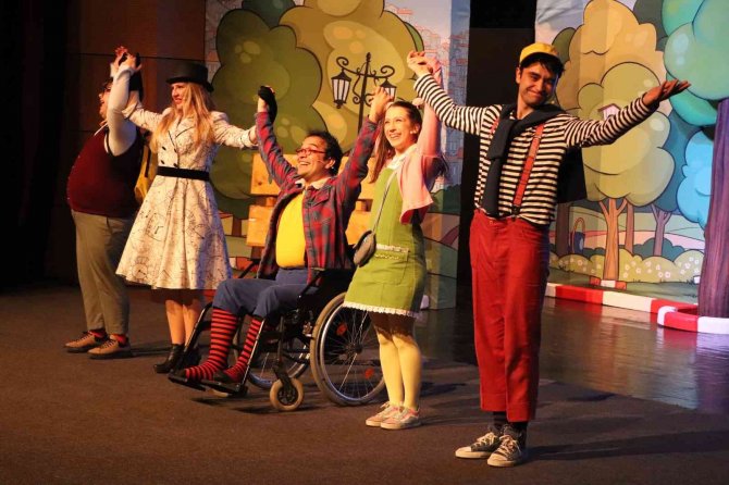 Büyükşehir’den Çocuklara 23 Nisan Hediyesi