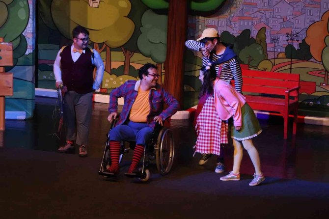 Büyükşehir’den Çocuklara 23 Nisan Hediyesi