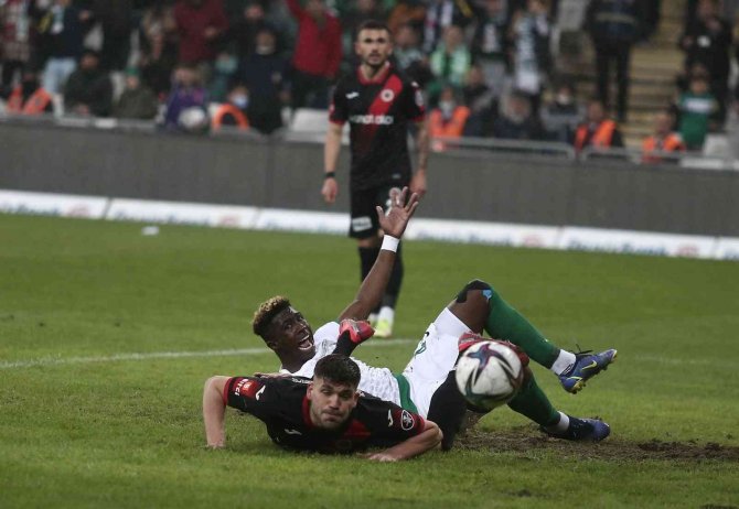 Spor Toto 1. Lig: Bursaspor: 0 - Gençlerbirliği: 0