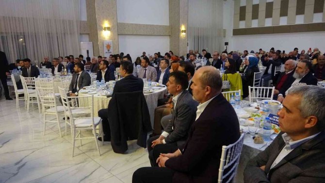 Bakan Çavuşoğlu: “Bugün Terörün Her Türlüsüyle Mücadele Eden Bir Ülkeyiz”