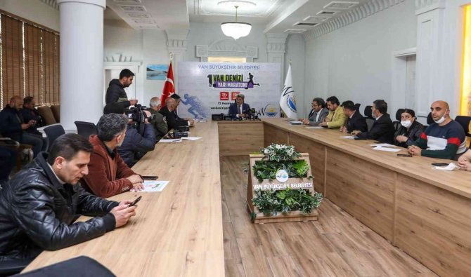 Van’da ‘1. Van Denizi Yarı Maratonu’ Heyecanı