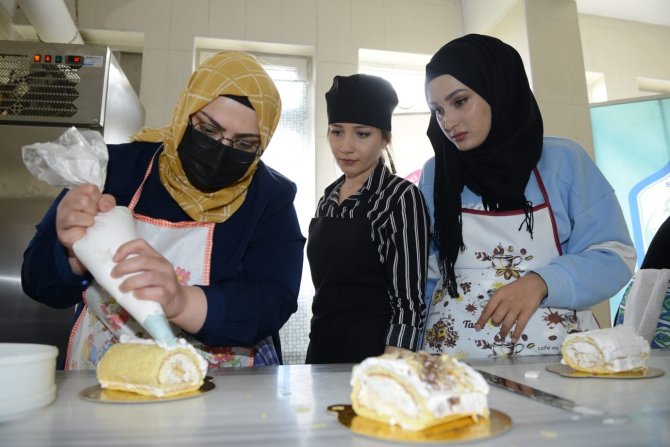 Yıldırım’da Yeni Nesil Pastacılık Eğitimi