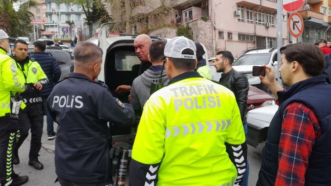 Taksi Durağına Aracını Park Eden Sürücü Gözaltına Alındı