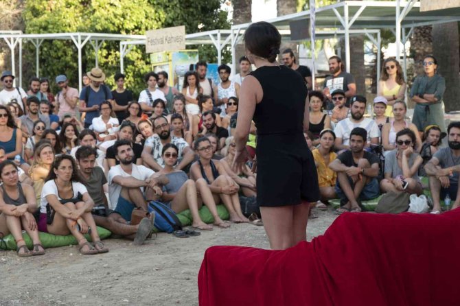 "Deniz Seviyesinde Tiyatro" Bu Sene Ayvalık’ta Düzenlenecek