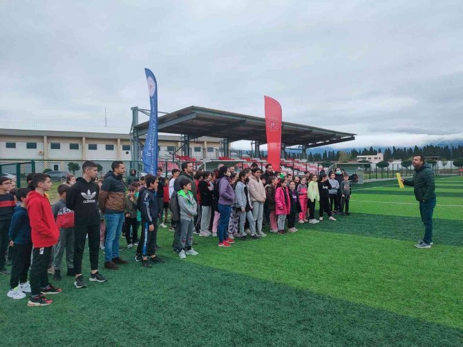 Balıkesir’in En Hızlıları Atletizm Yarışmaları Havran İlçe Finali Yapıldı