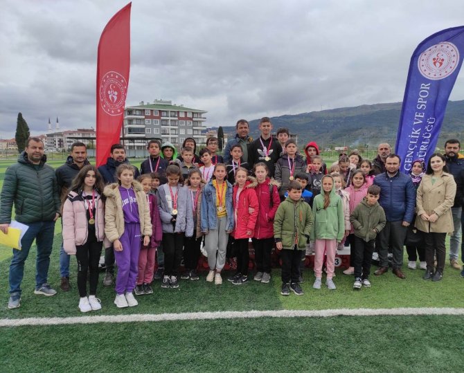 Balıkesir’in En Hızlıları Atletizm Yarışmaları Havran İlçe Finali Yapıldı