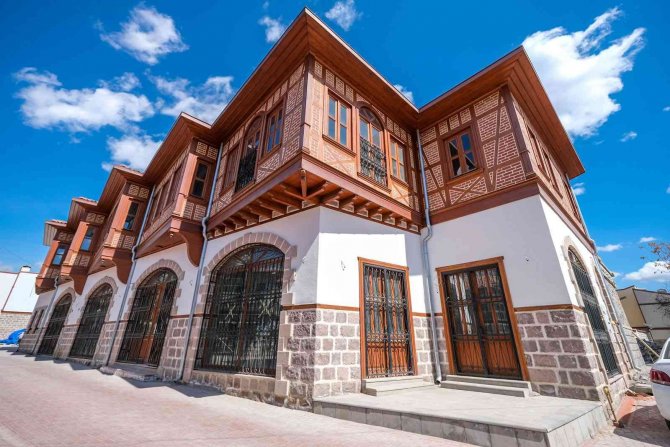Hacı Bayram Veli’nin Eşyaları Günyüzüne Çıkıyor