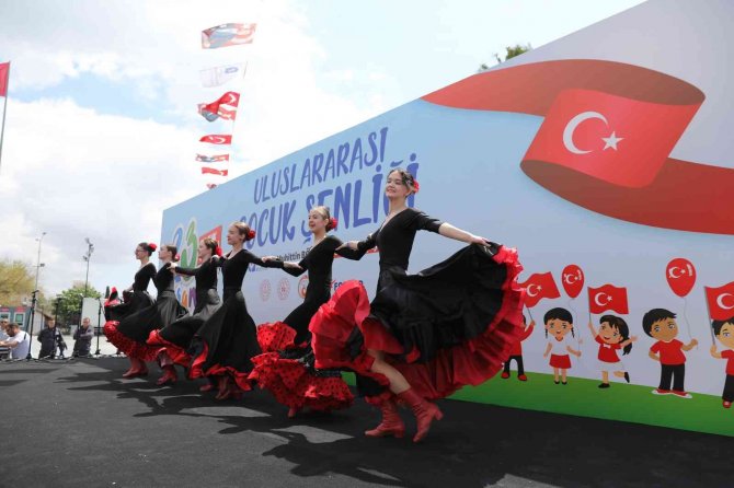 Antalya’da 23 Nisan Coşkusu Başladı