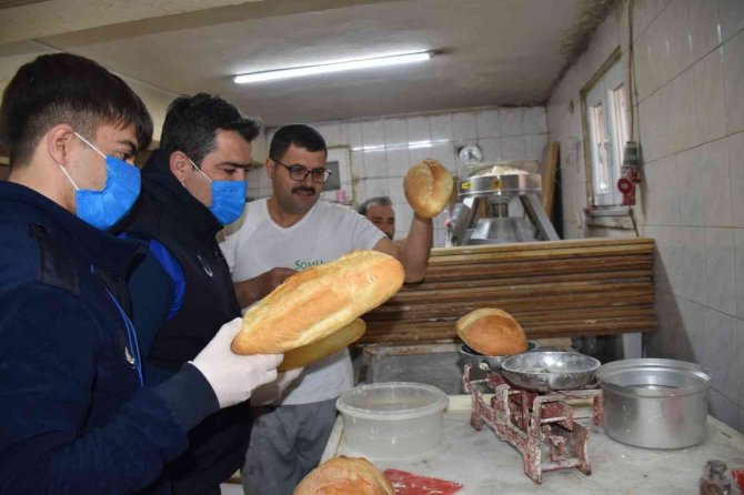 Zabıta Ekipleri Fırınları Denetledi