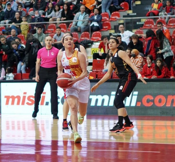 Bellona Kayseri Basketbol Ligde Kaldı