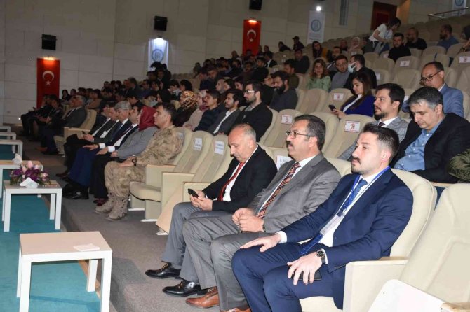 Bitlis “Bağımlılıkla Mücadele” Çalıştayı