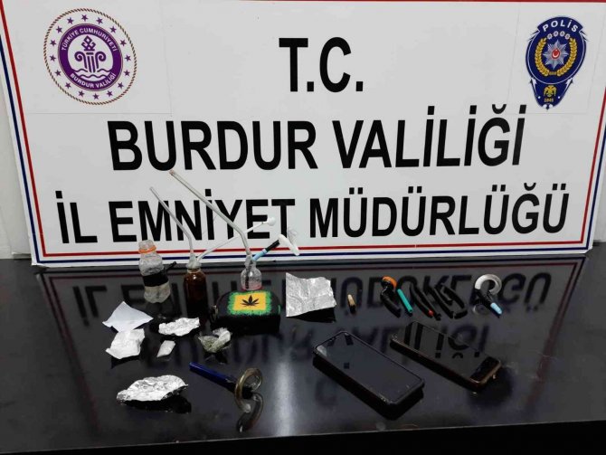 Uyuşturucu Madde Kullandığı Tespit Edilen 3 Kişi Tutuklandı
