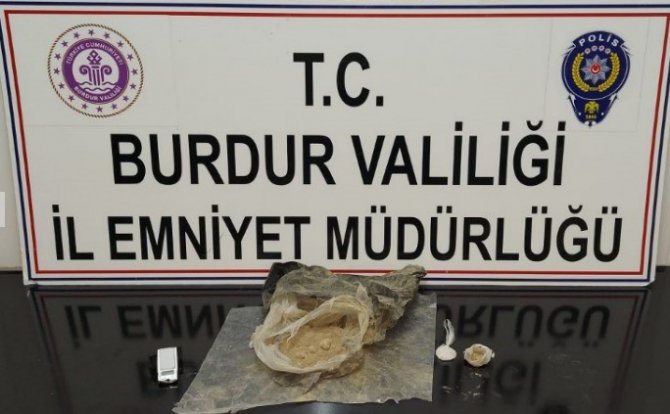 Uyuşturucu Madde Kullandığı Tespit Edilen 3 Kişi Tutuklandı