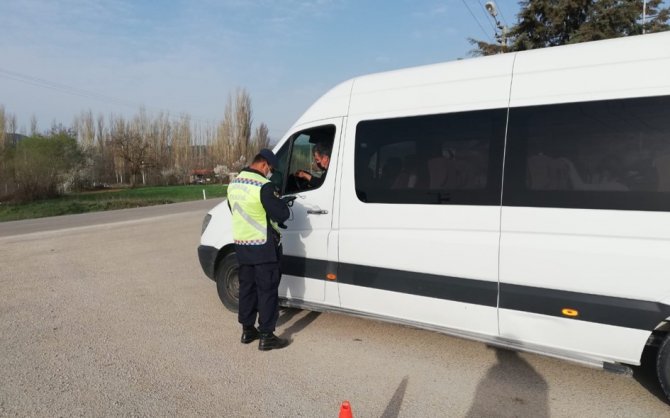 Kuralları İhlal Ettiği Tespit Edilen 9 Sürücüye Toplamda 10 Bin 773 Tl Para Cezası
