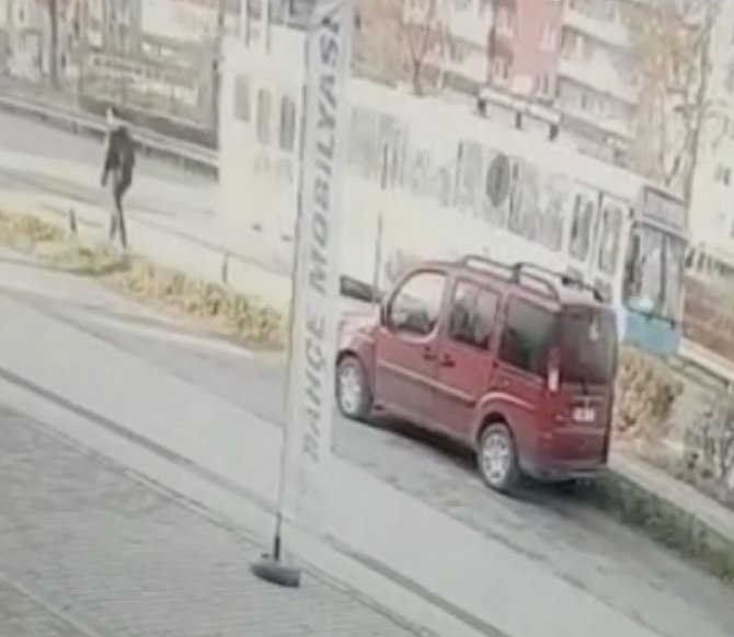 Bursa’daki Hain Terör Saldırısının Güvenlik Kamera Görüntüleri Ortaya Çıktı