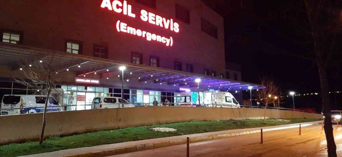 Yolda Yürüdüğü Sırada Fenalaşan Üniversiteli Hayatını Kaybetti