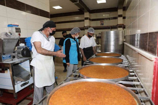 Bayram Öncesi Tatlı İmalathanelerine Sıkı Denetim