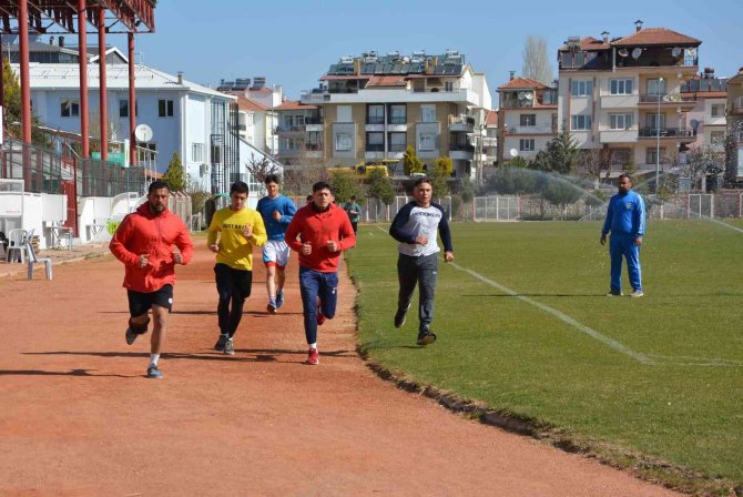 Güreşçiler Kumluca’ya Hazırlanıyor