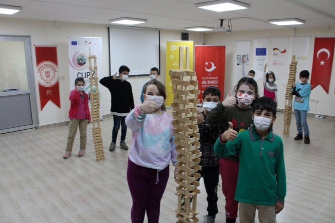 Gürsu Belediyesi, Steam Yaklaşımıyla Geleceğin Çocuklarını Keşfediyor