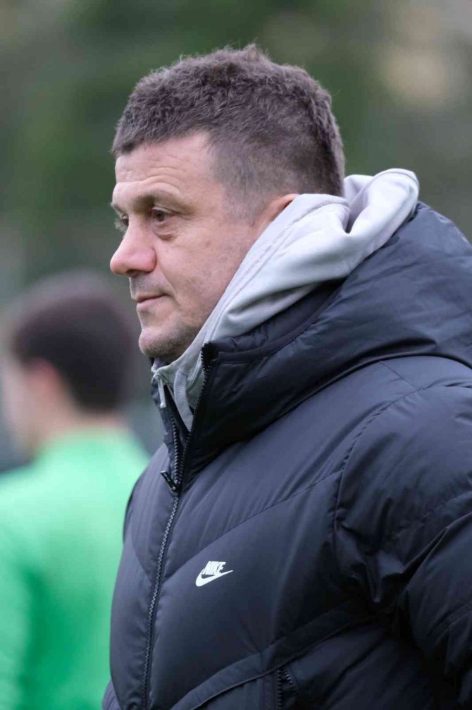 Gzt Giresunspor Teknik Direktörü Hakan Keleş, Geride Kalan 33 Haftayı Değerlendirdi