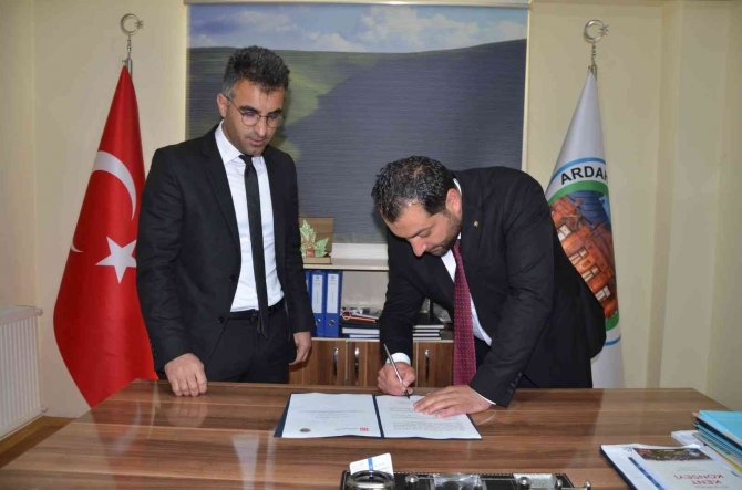 İ̇ki İl Arasında "İklim Değişikliği Protokolü" İmzalandı