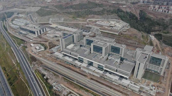 İ̇zmir Şehir Hastanesi Ekim Ayında Tamamlanıyor