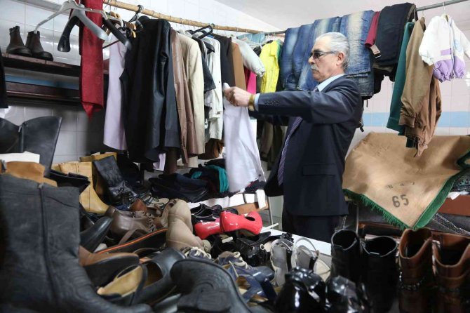 Gasilhaneyi Hayır Kurumuna Çevirdi