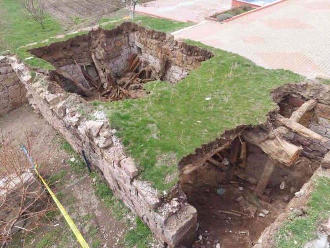 Kayseri’de Göçük: 2 Yaralı