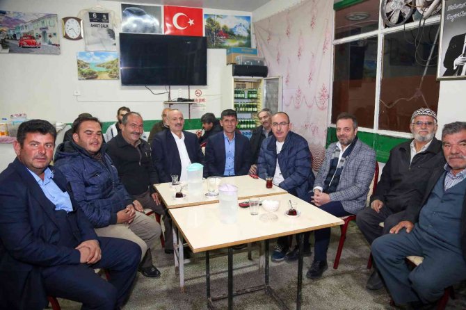 Başkan Kavuş Çarıklar Mahallesinde Hemşehrileriyle Buluştu