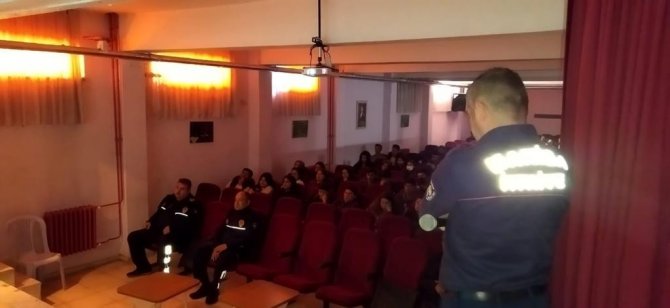 Manisa’da ‘Ateşin Kahramanları’ Alaşehirli Öğrencilerle Buluştu