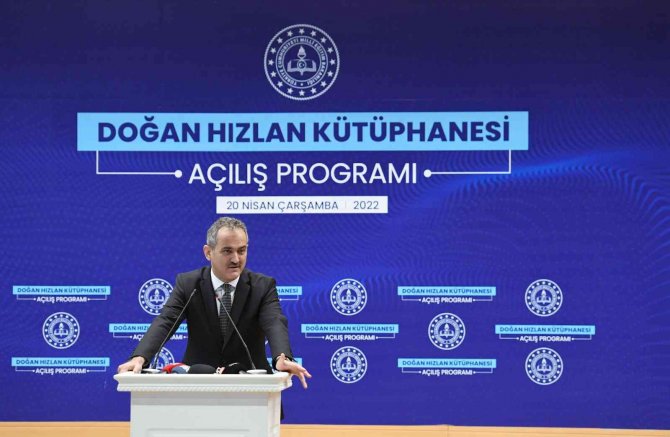 Milli Eğitim Bakanı Özer: “Türkiye’de 81 İlde 922 İlçede Kütüphanesi Olmayan Tek Bir Okul Kalmadı”