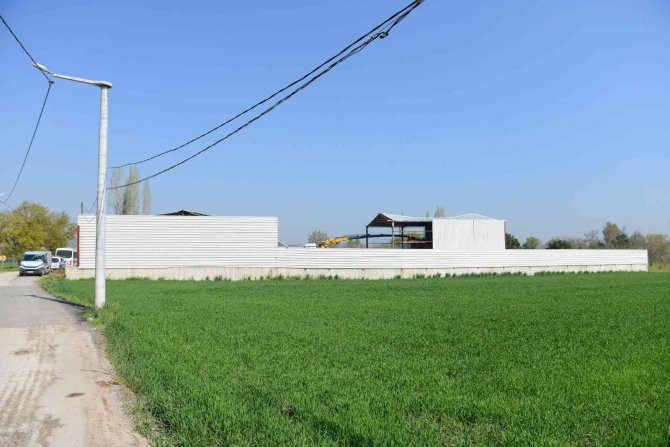 Tahtalı’daki Kaçak Fabrika Üçüncü Kez Yıkıldı