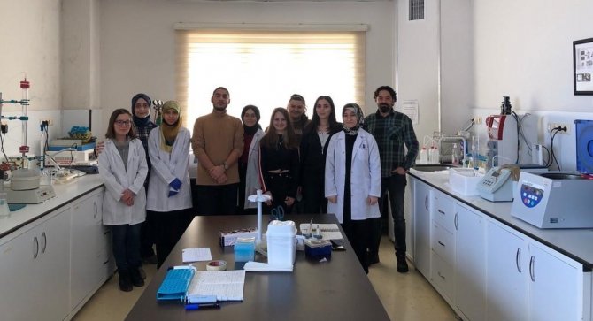 Üniversite-sanayi Ortaklığında Geliştirilen Organik Gübrenin Seri Üretimi Başladı