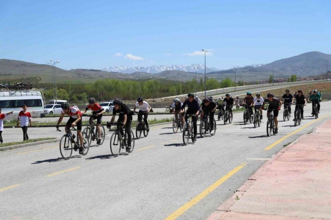 Pedala İl Birinciliği İçin Bastılar