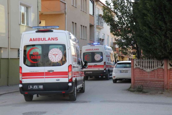 Sakarya’da İftar Vakti Aile Kavgası: 3 Yaralı
