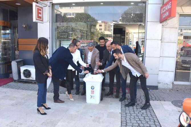 Salihli Belediyesi Atık İlaç Toplama Projesi Başlattı