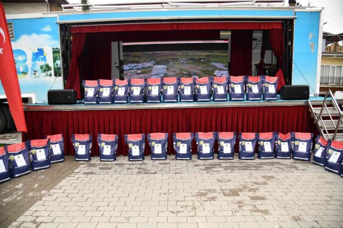 Büyükşehir’den Üreticiye Badalan Fasulye Tohumu Desteği