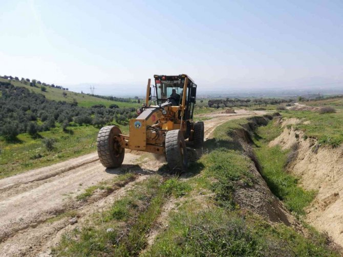 Turgutlu Belediyesi Arazi Yollarını Konfora Kavuşturdu