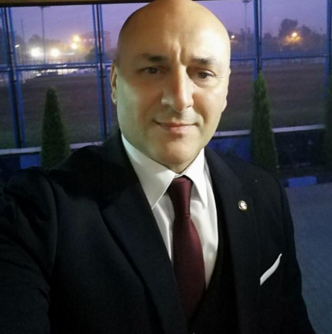 Adana İ̇dmanyurdu’nda Toplu İstifa