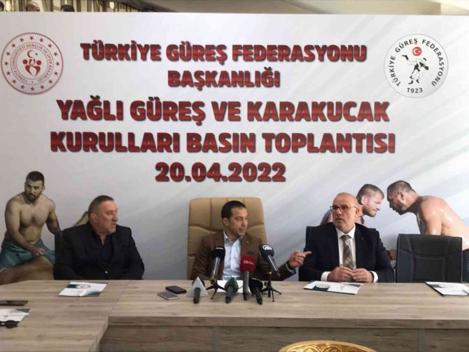 Şeref Eroğlu: ”23 Nisan’dan İtibaren Resmi Güreşlerimiz Başlıyor”