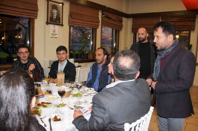 Akbulut, Çalışanları Ve İş Ortakları İle İftarda Buluştu